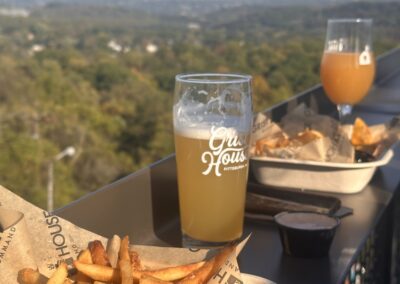 Grist House food on patio